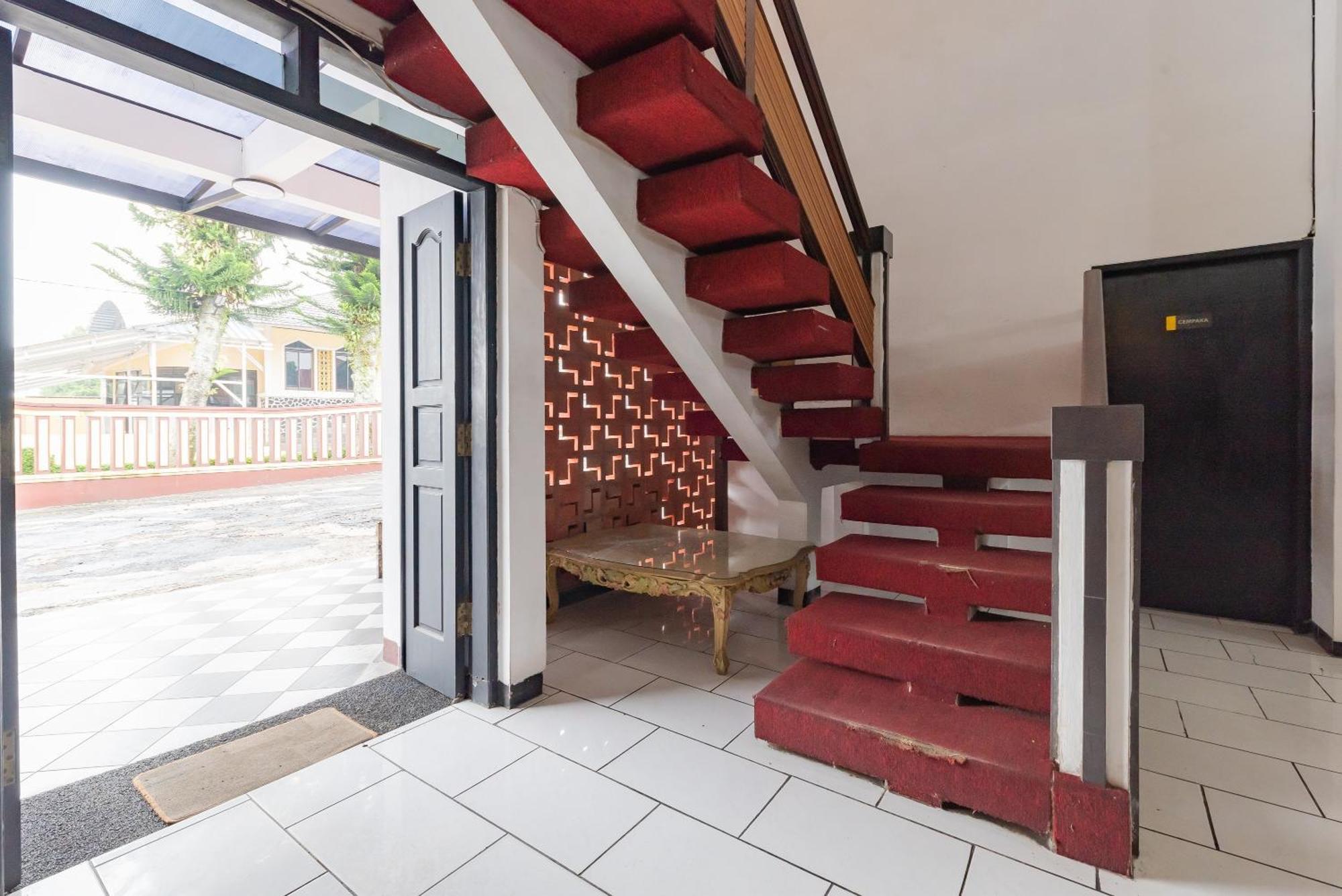 Reddoorz Near Taman Kota Lapang Merdeka Sukabumi Luaran gambar